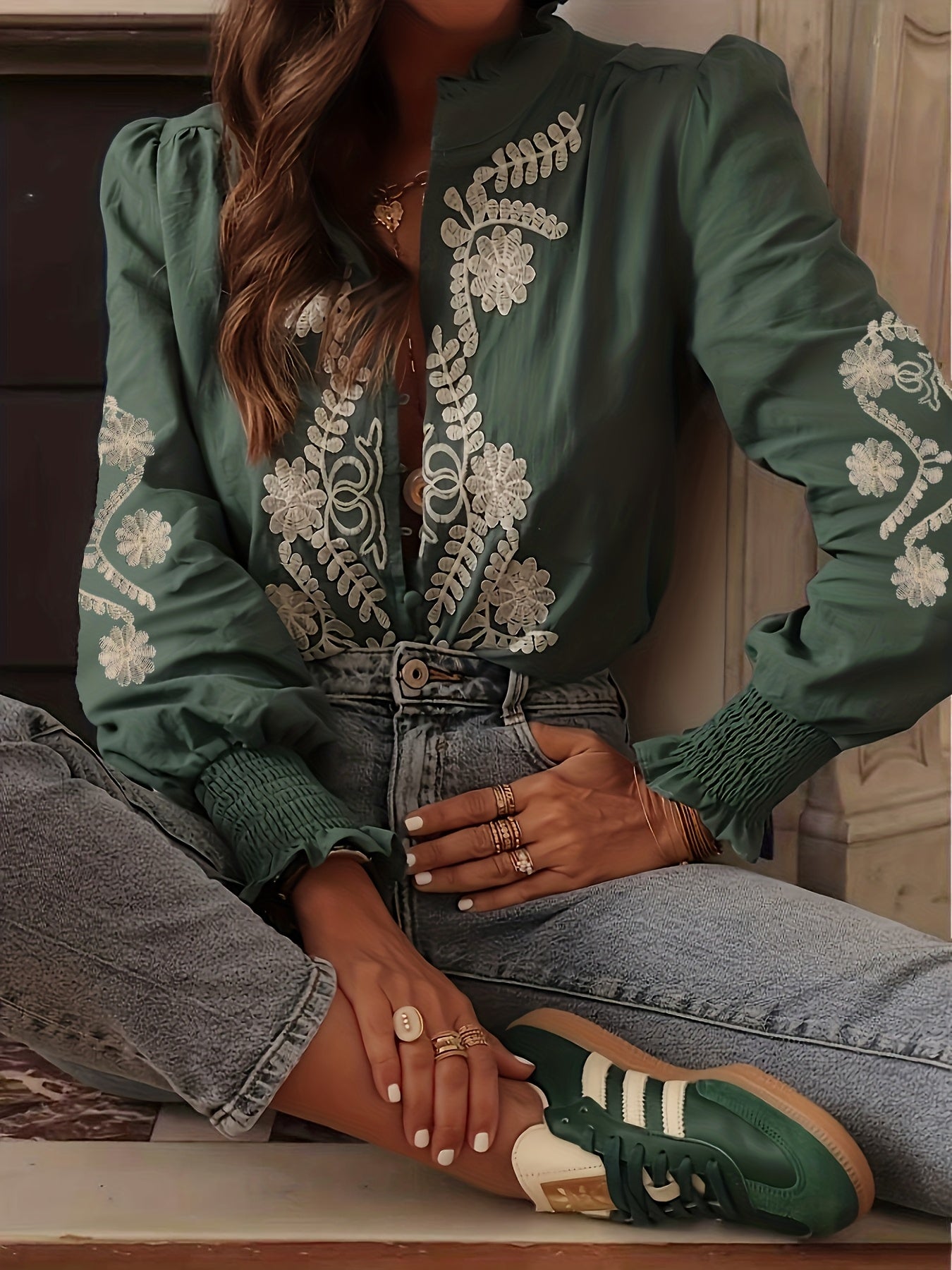 Women's Floral Embroidered Blouse — Green & White Color-Block Stand Collar with Lantern Sleeves