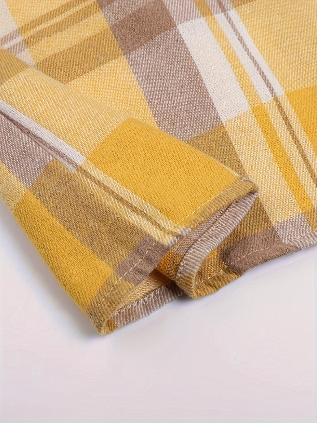 Women's Pink Gingham Plaid Button-Up Shirt – Lightweight Breathable Short-Sleeve Collared Top