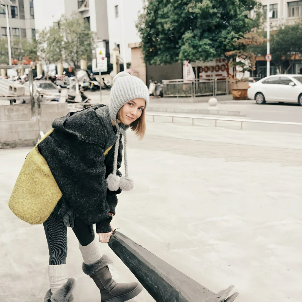 Women's Plush Velvet Crossbody Bucket Bag - Vintage Large-Capacity Soft-Touch Handbag with Fixed Strap & Buckle Closure (Golden Tan/Brown)