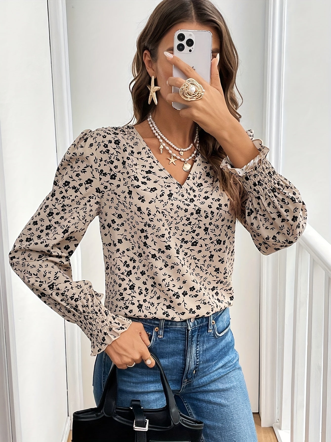 Women's Elegant V-Neck Long Sleeve Floral Blouse – All-Season Relaxed Fit Non-See-Through Top