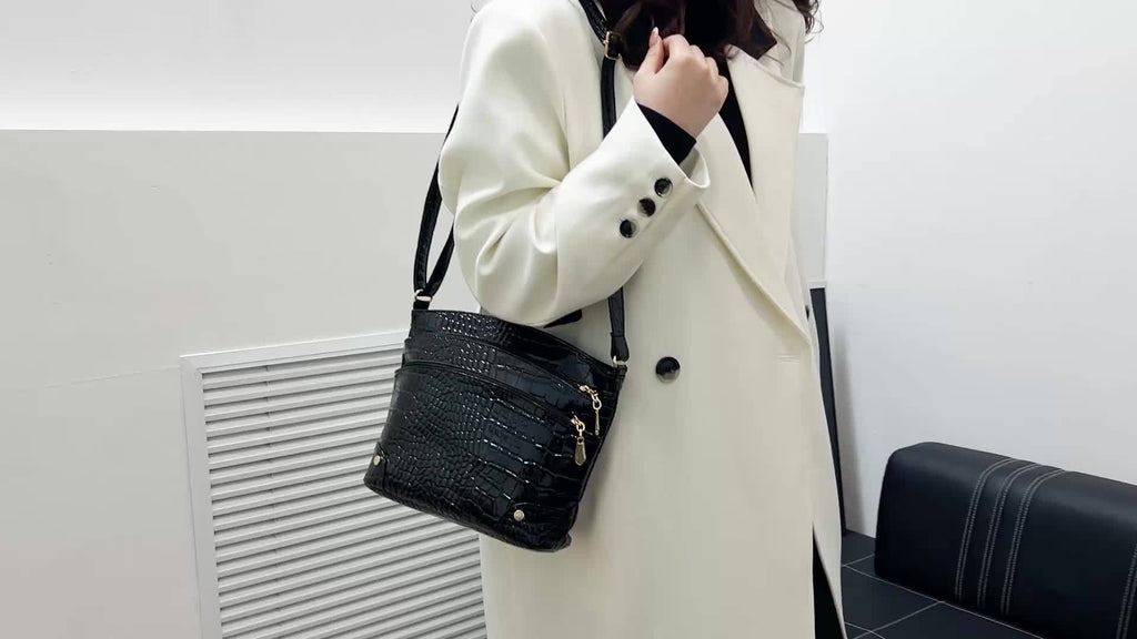 Crocodile Pattern PU Women's Shoulder & Crossbody Bag - Multi-Layer Large Capacity Bucket Bag