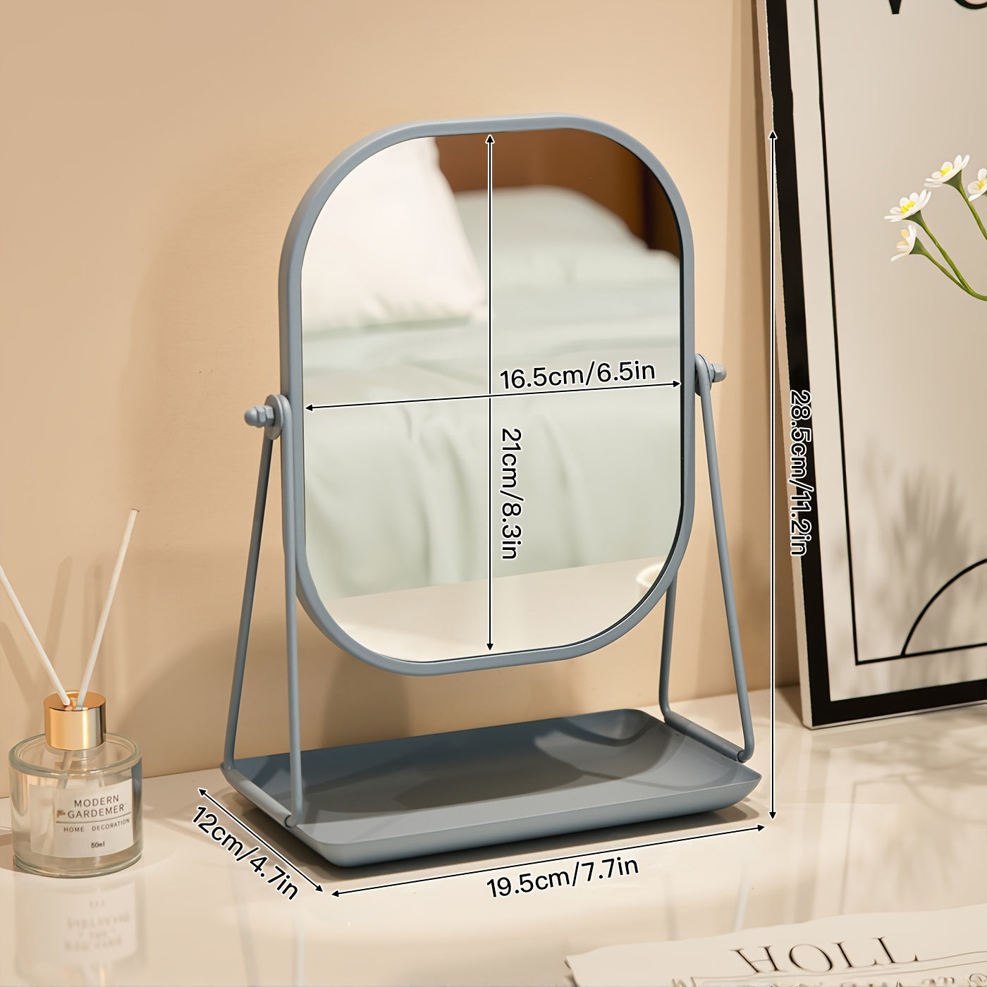 Adjustable Cartoon Metal Photo Frame with Glass Front, Varnished Finish