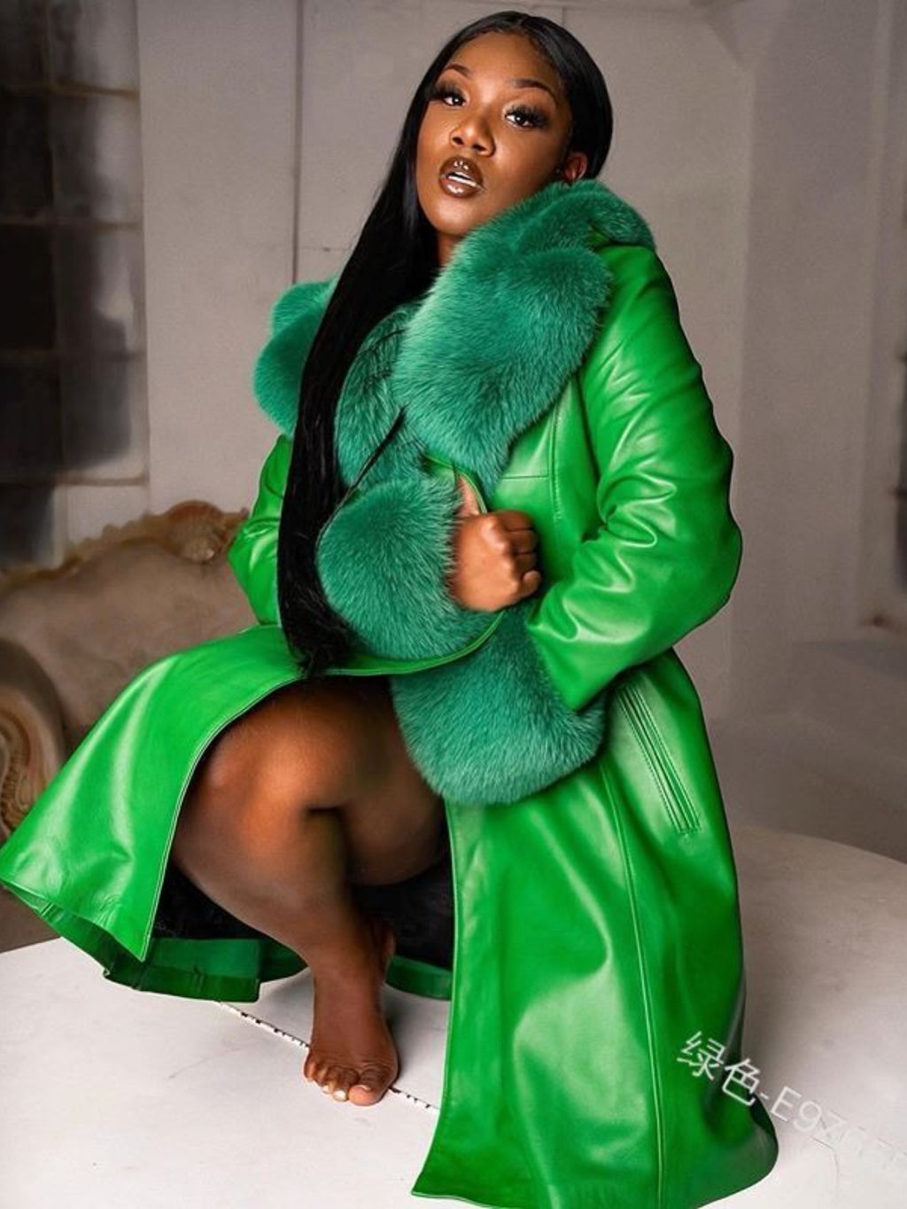 Plus Size Women's Purple PU Leather Coat with Faux Fur Collar & Lapel — Long Oversized Winter Jacket, Gold Zipper, Machine Washable