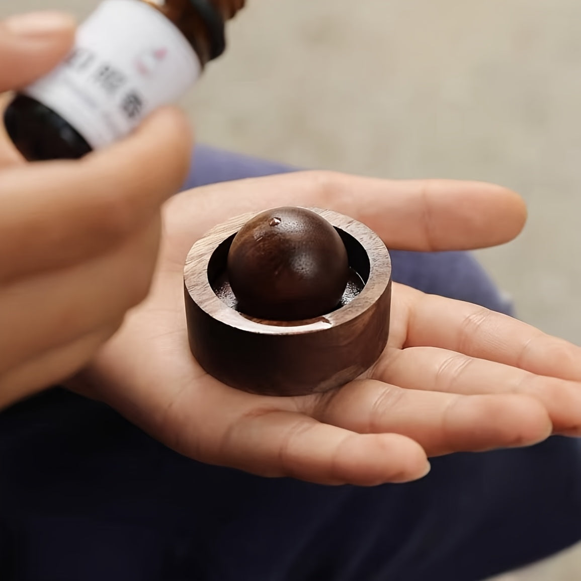 2-Pack Wooden Spherical Essential Oil Diffusers — No-Electric Car & Room Aroma Diffuser for Bedroom Bathroom