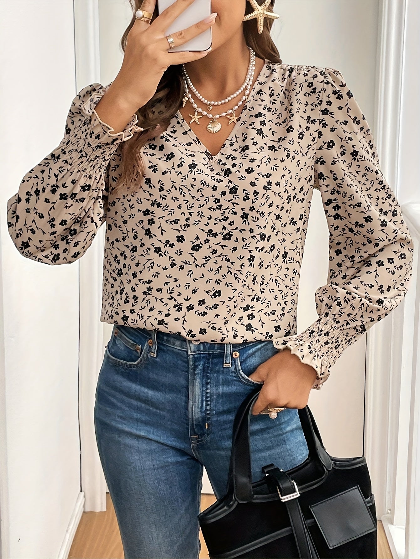 Women's Elegant V-Neck Long Sleeve Floral Blouse – All-Season Relaxed Fit Non-See-Through Top
