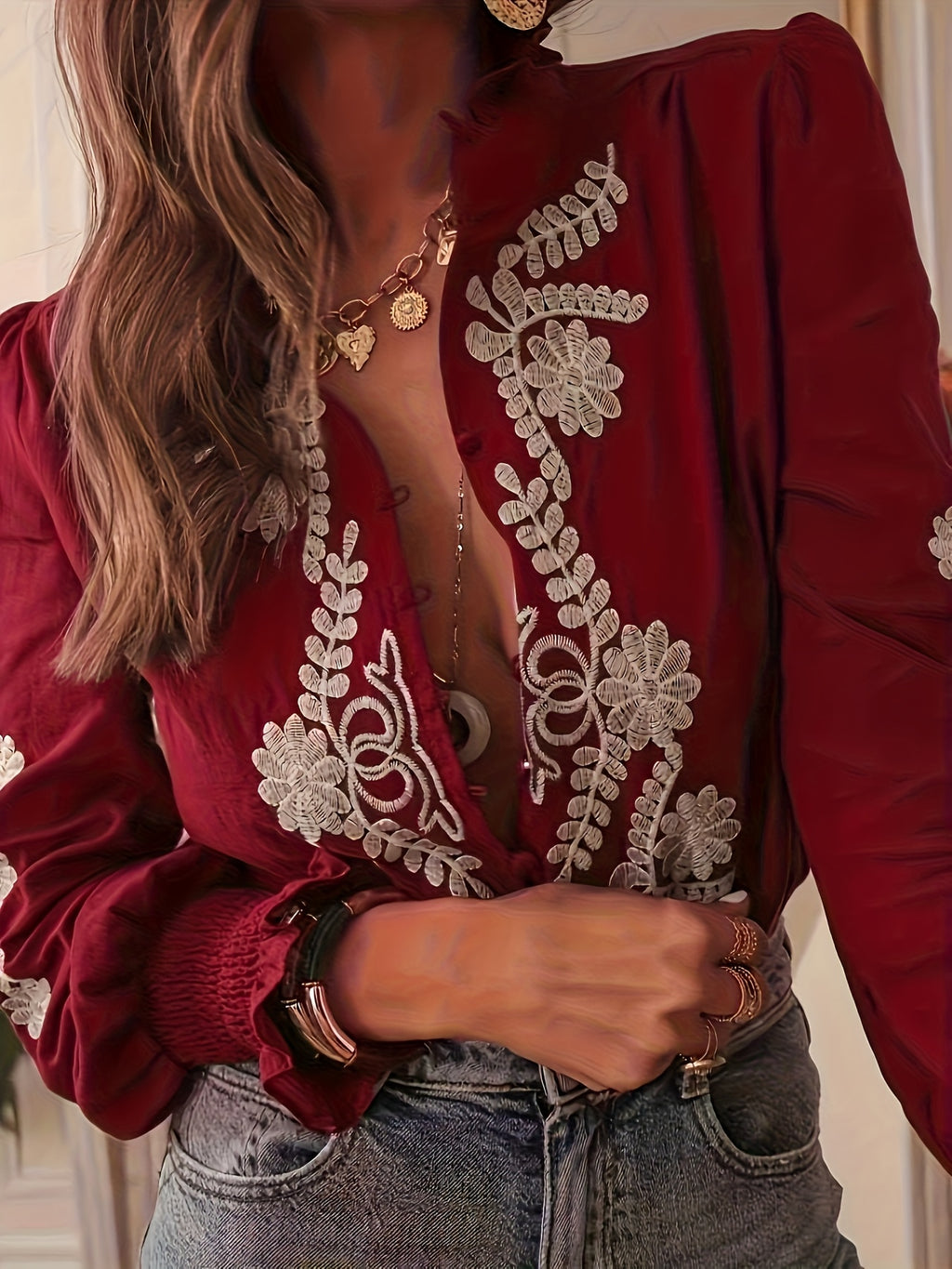 Women's Floral Embroidered Blouse — Green & White Color-Block Stand Collar with Lantern Sleeves