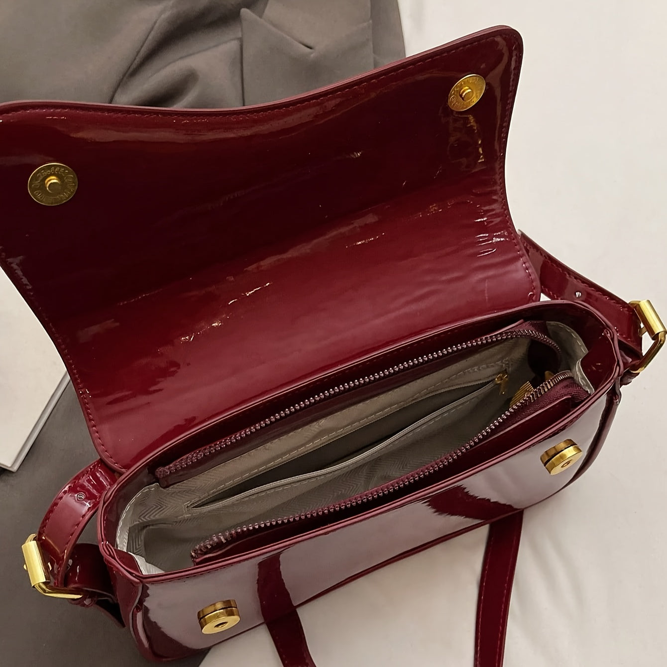 Retro Patent Faux Leather Women's Baguette Flap Handbag - Removable Strap, Underarm/Shoulder Minimalist Elegant Bag