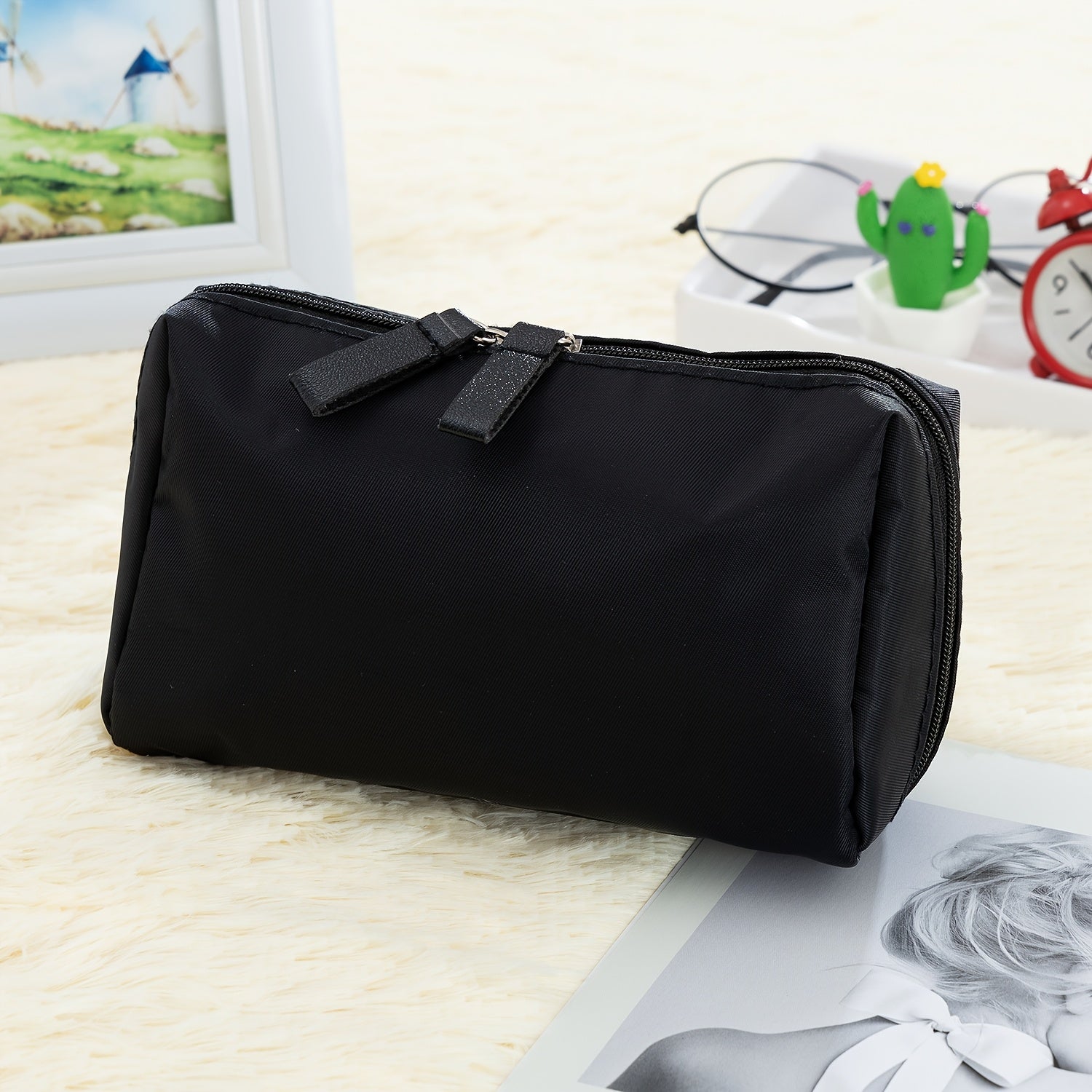 Compact Nylon Makeup Organizer Bag with Zipper – Unisex Travel Cosmetic & Toiletry Case (Beige/Black)