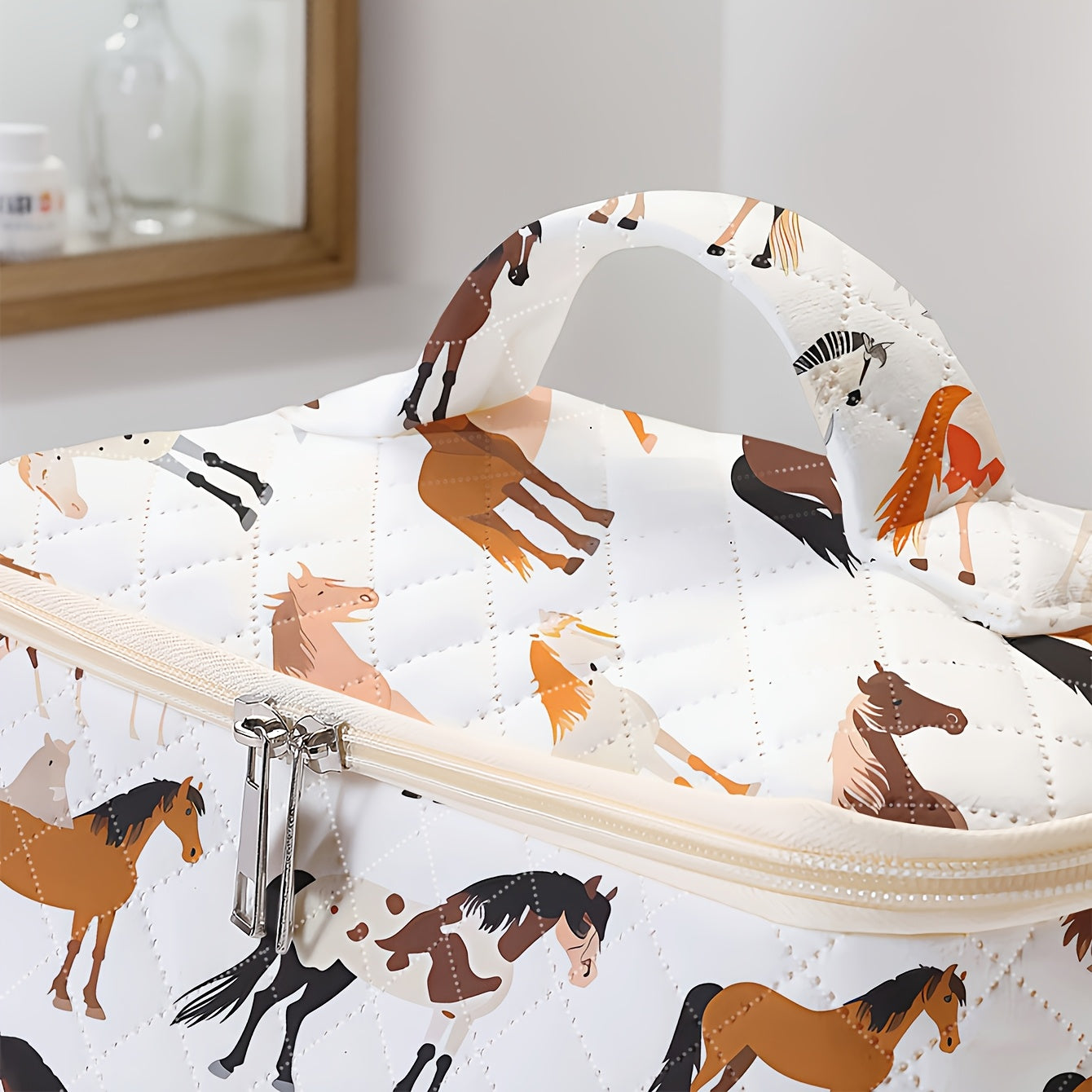 Horse Print Makeup Bag - Travel Cosmetic Case Organizer for Brushes & Toiletries, Durable Polyester, Zip Closure, Multi-Compartment