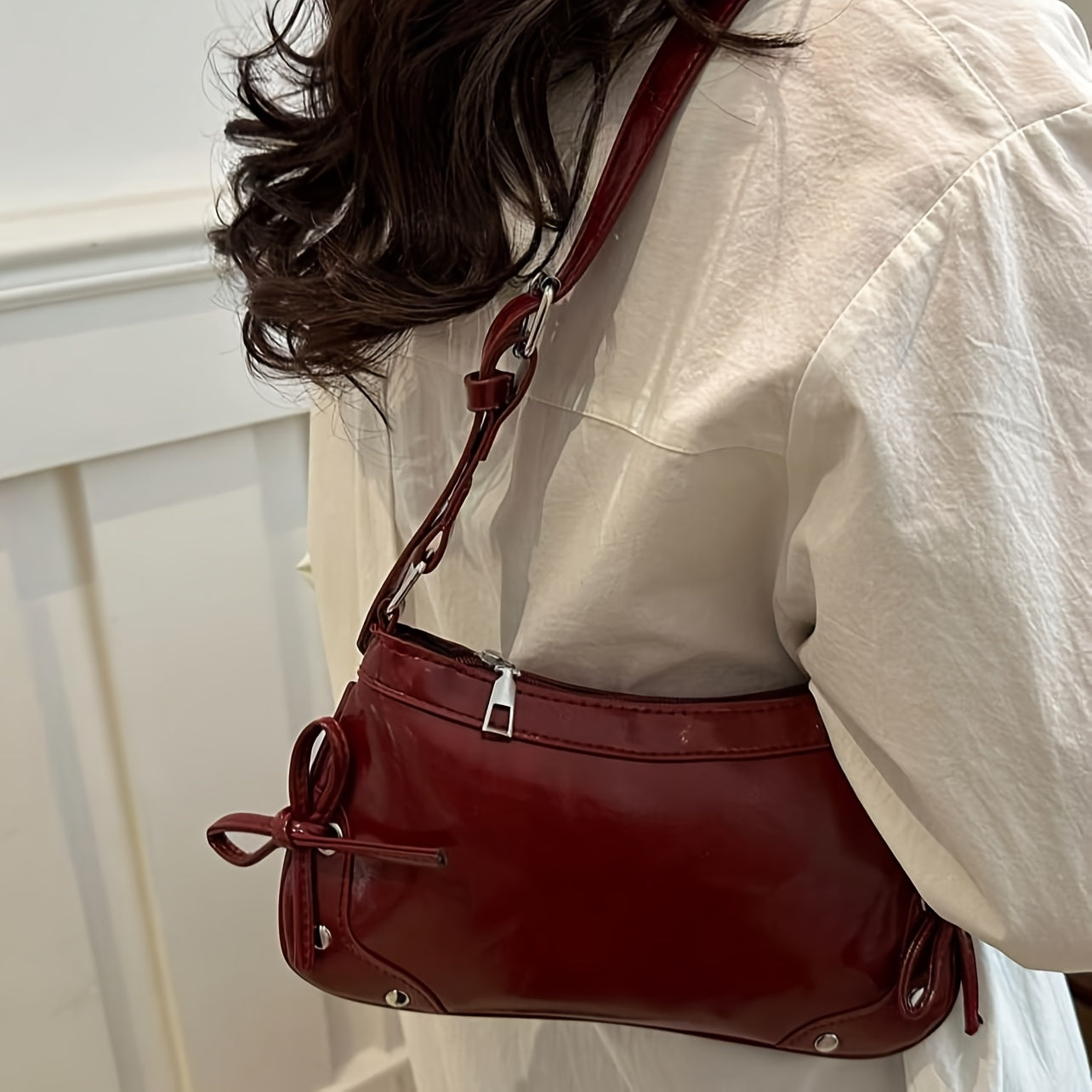 Vintage Bowknot Crossbody Baguette Bag for Women – Red PU Leather Zipper Purse with Adjustable & Detachable Strap, Glossy Evening Shoulder Bag