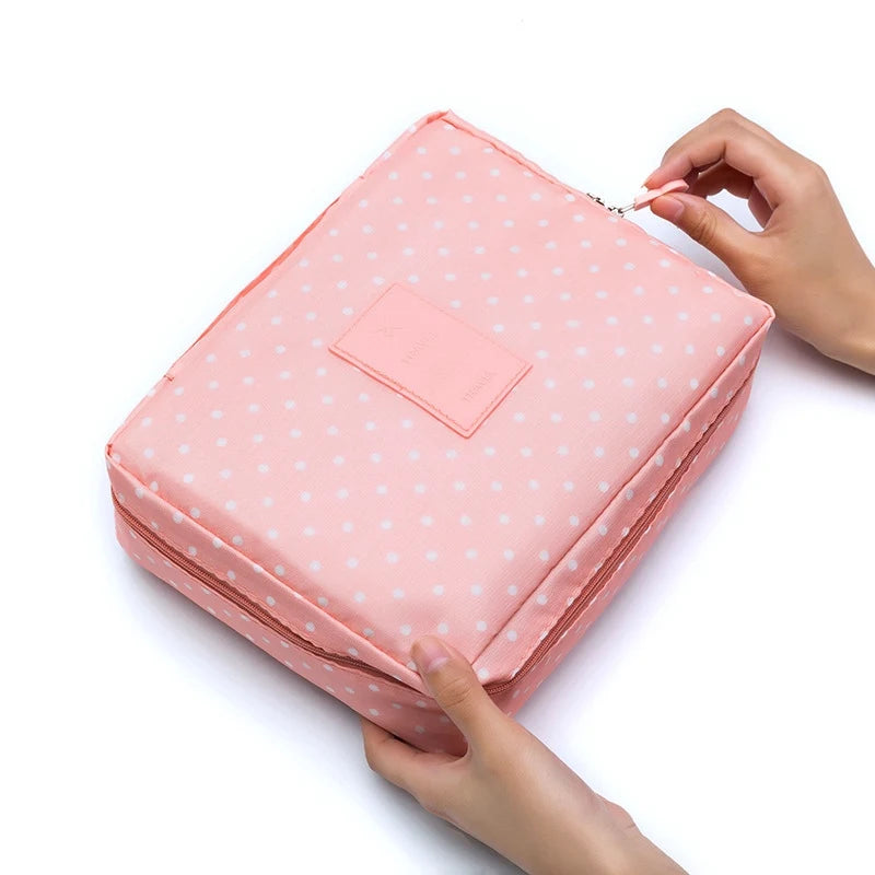 Waterproof Travel Cosmetic Bag for Women – Multifunction Toiletry & Makeup Organizer Case 22 x 18 x 8 cm (8.7 x 7.1 x 3.1 in)