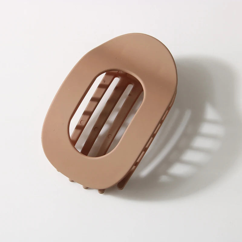 Leopard Oval Flat Hair Clips for Women — Large Round Flat Claw French Hair Clips, Trendy Hair Accessories