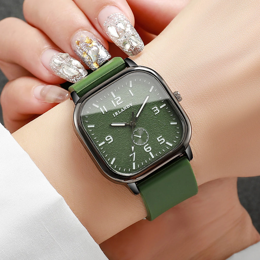 Women's Silicone Strap Quartz Watch – Casual Sports Wristwatch, 35mm Dial, 20mm Band (230mm / 9.06in)