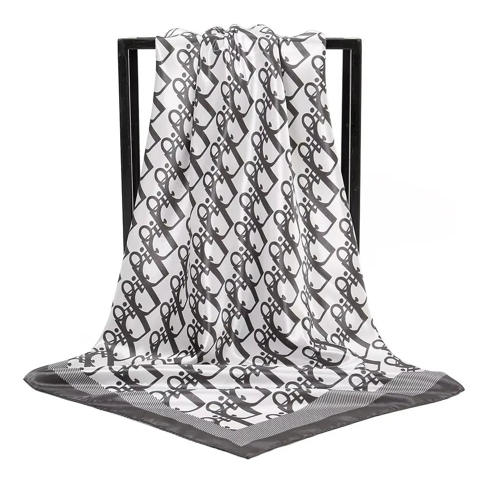 Women’s Vintage Printed Silk-Feel Scarf 90 x 90 cm (35 x 35 in) Lightweight Square Shawl, Headscarf & Neck Wrap