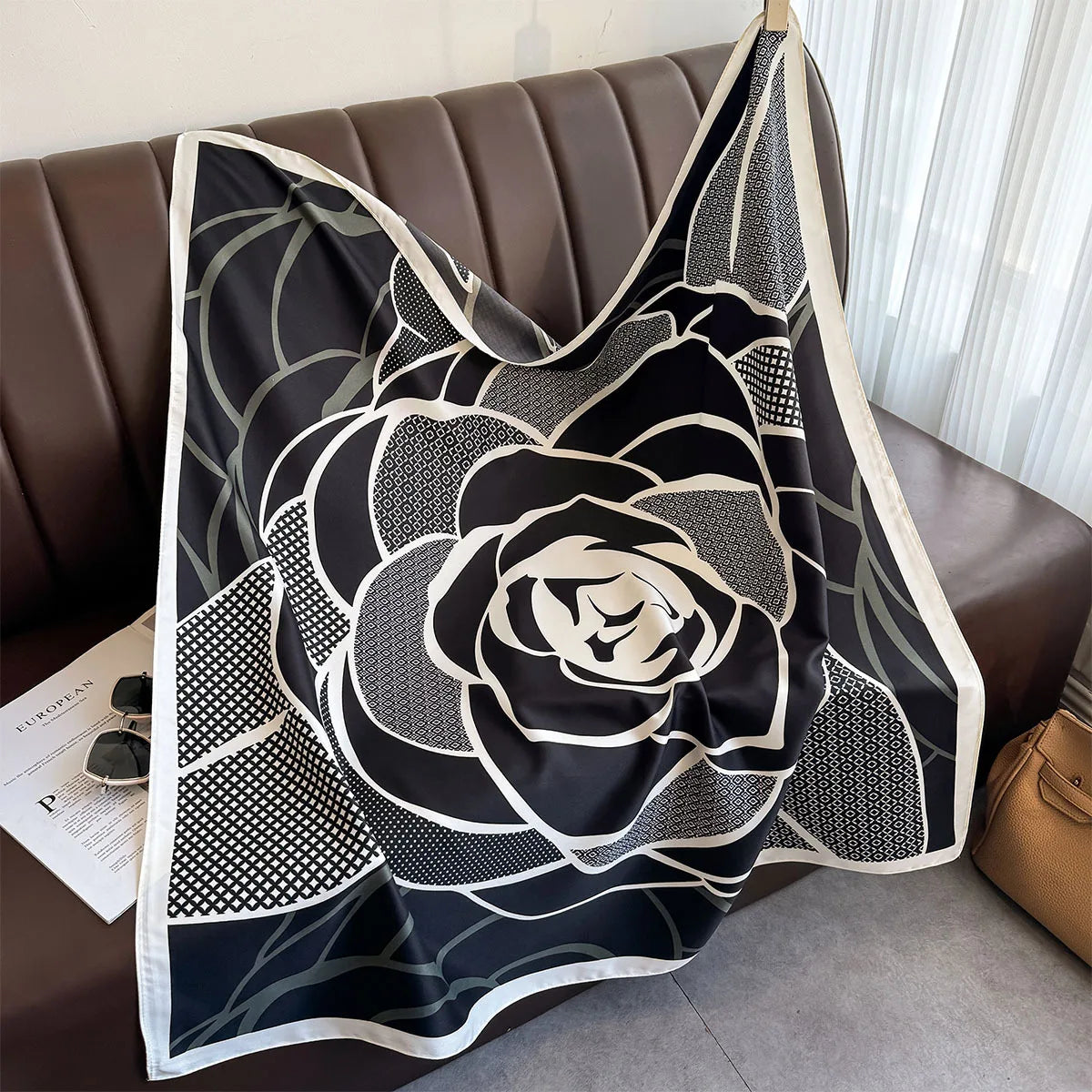 90 x 90 cm (35 x 35 in) Twill Silk-Feel Square Scarf – Women’s Luxury Tree Print Head Scarf, Shawl, Hijab, Bandana