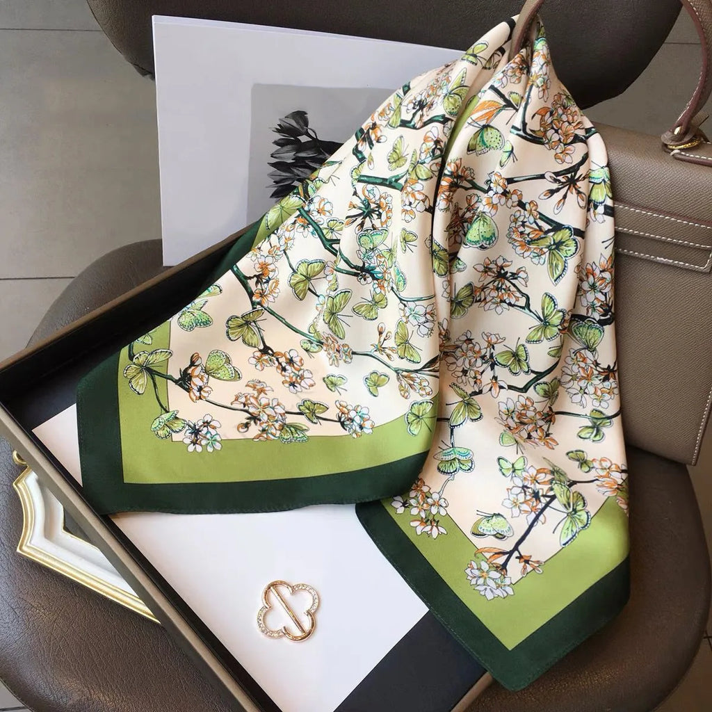 70 x 70 cm (27.6 x 27.6 in) Floral Satin-Look Polyester Square Scarf - Women's Headscarf, Hijab, Hair Band & Wrist Wrap