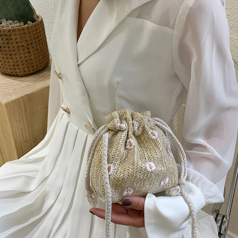 Straw Weave Bucket Bag Rattan Mini Shoulder Tote for Women, Summer Beach Casual Messenger Bag