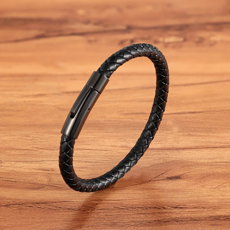 Unisex Braided PU Leather Bracelet with Stainless Steel Clasp - Trendy Geometric Bangle Gift for Men & Women