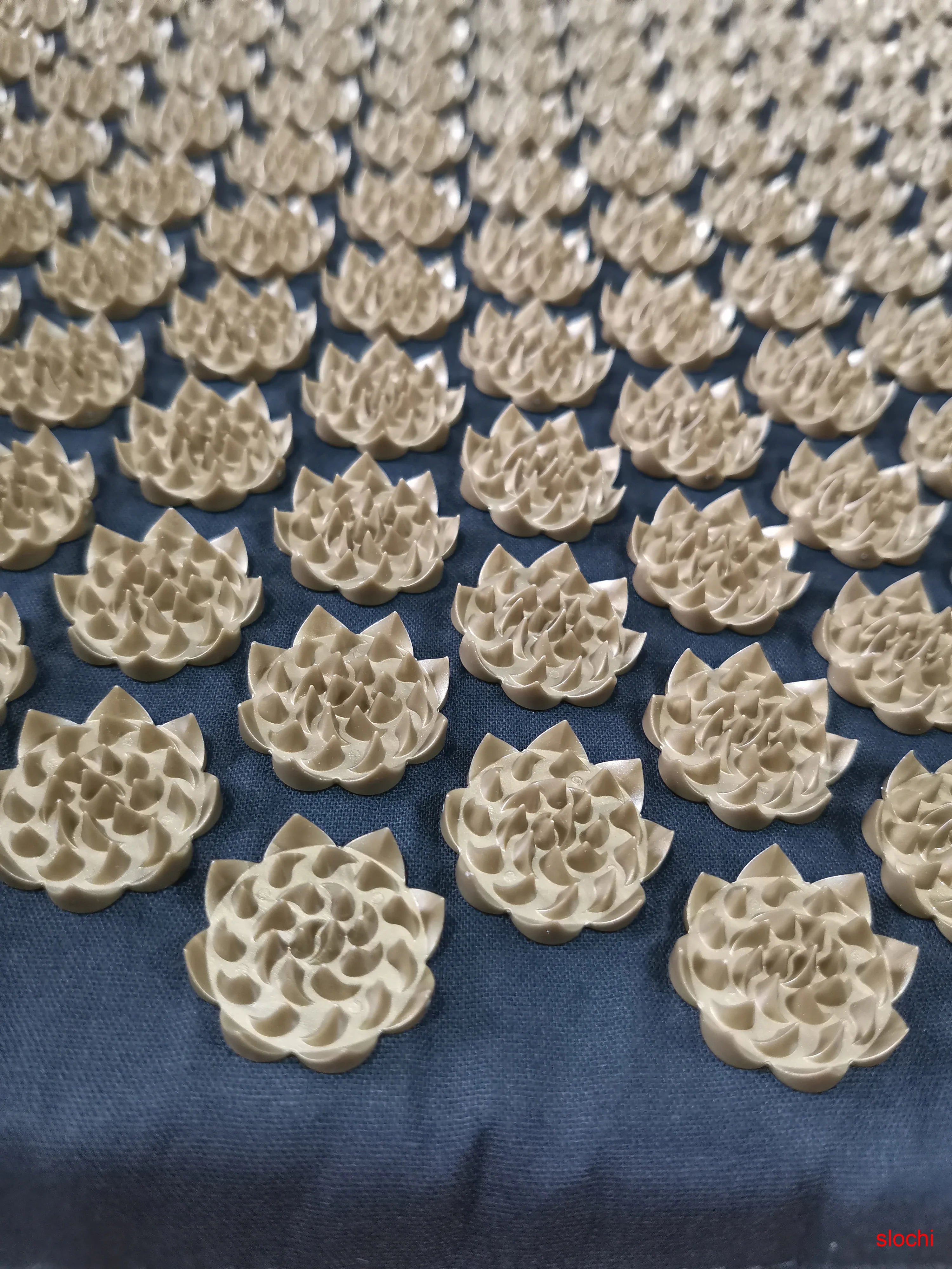 Acupressure Shakti Mat with Pillow – Spike Massage Mat for Back & Body Pain Relief, Yoga Relaxation (68×42×2 cm / 26.8×16.5×0.8 in)