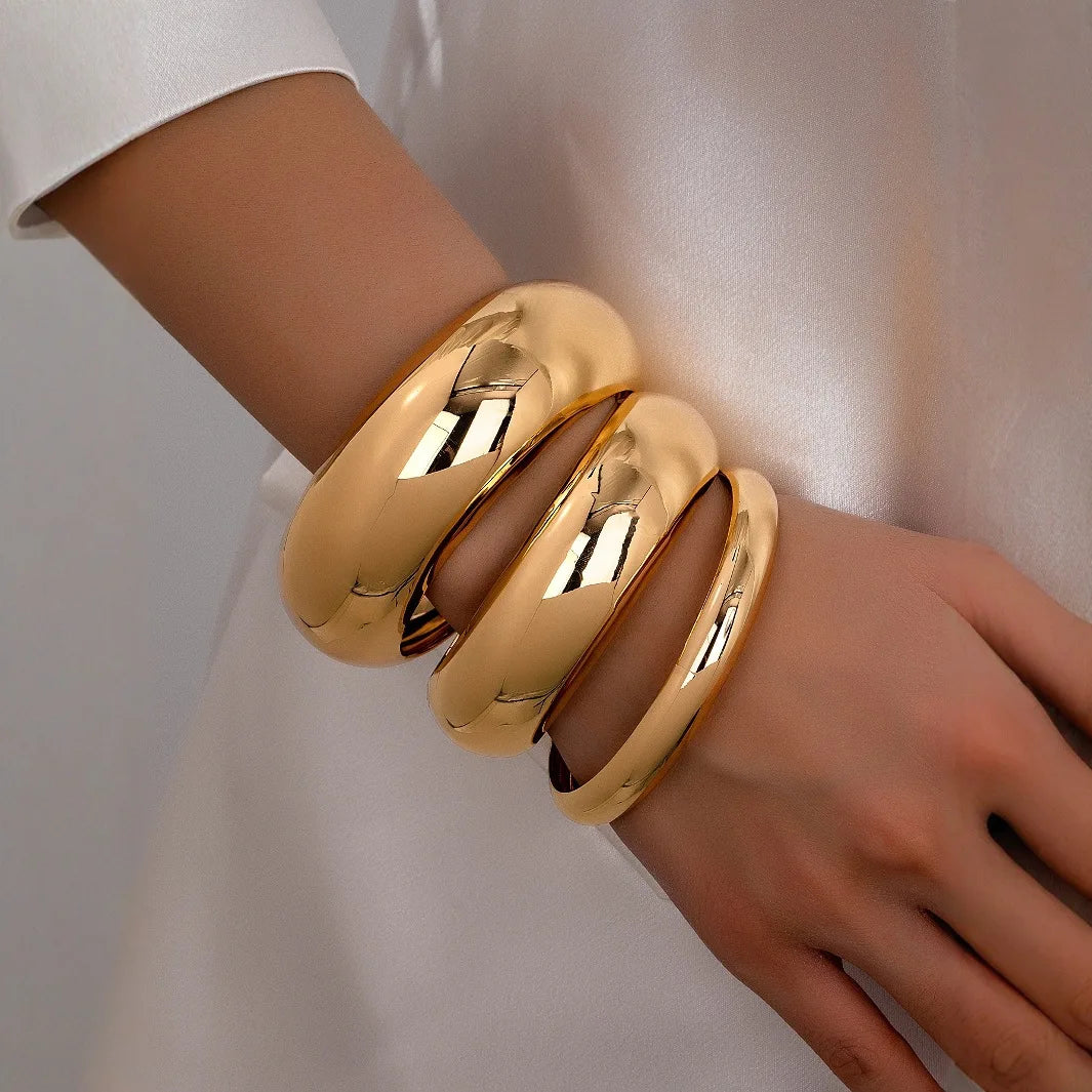 3-Pack Stainless Steel Round Smooth Bangles for Women & Men - Minimalist Gold-Tone Charm Bracelets, Couple Fashion Jewelry Gift