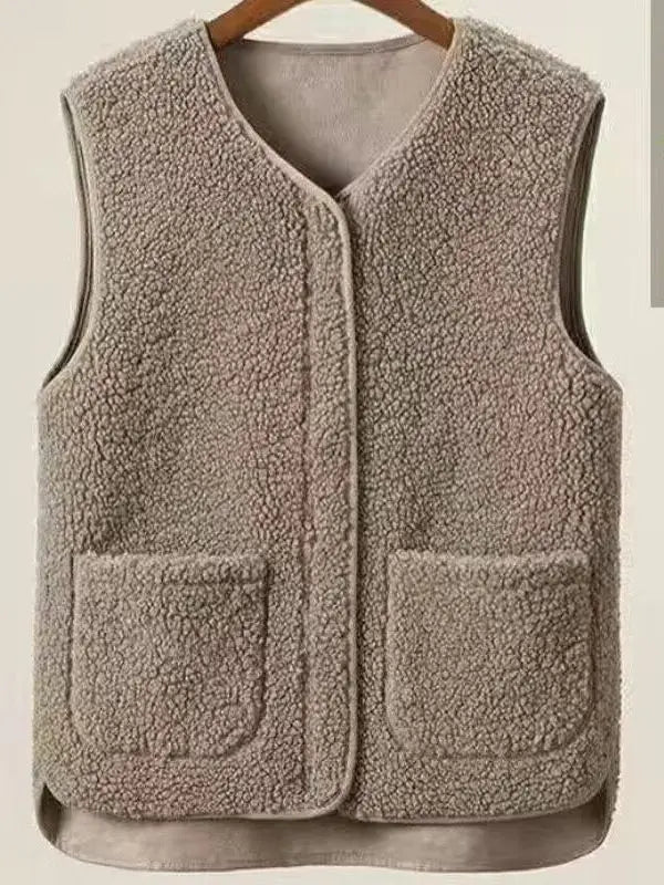 Women's Faux Leather Vest with Faux Fur Lining — Sleeveless Zip-Up Waistcoat, Warm Autumn/Winter Motorcycle Style