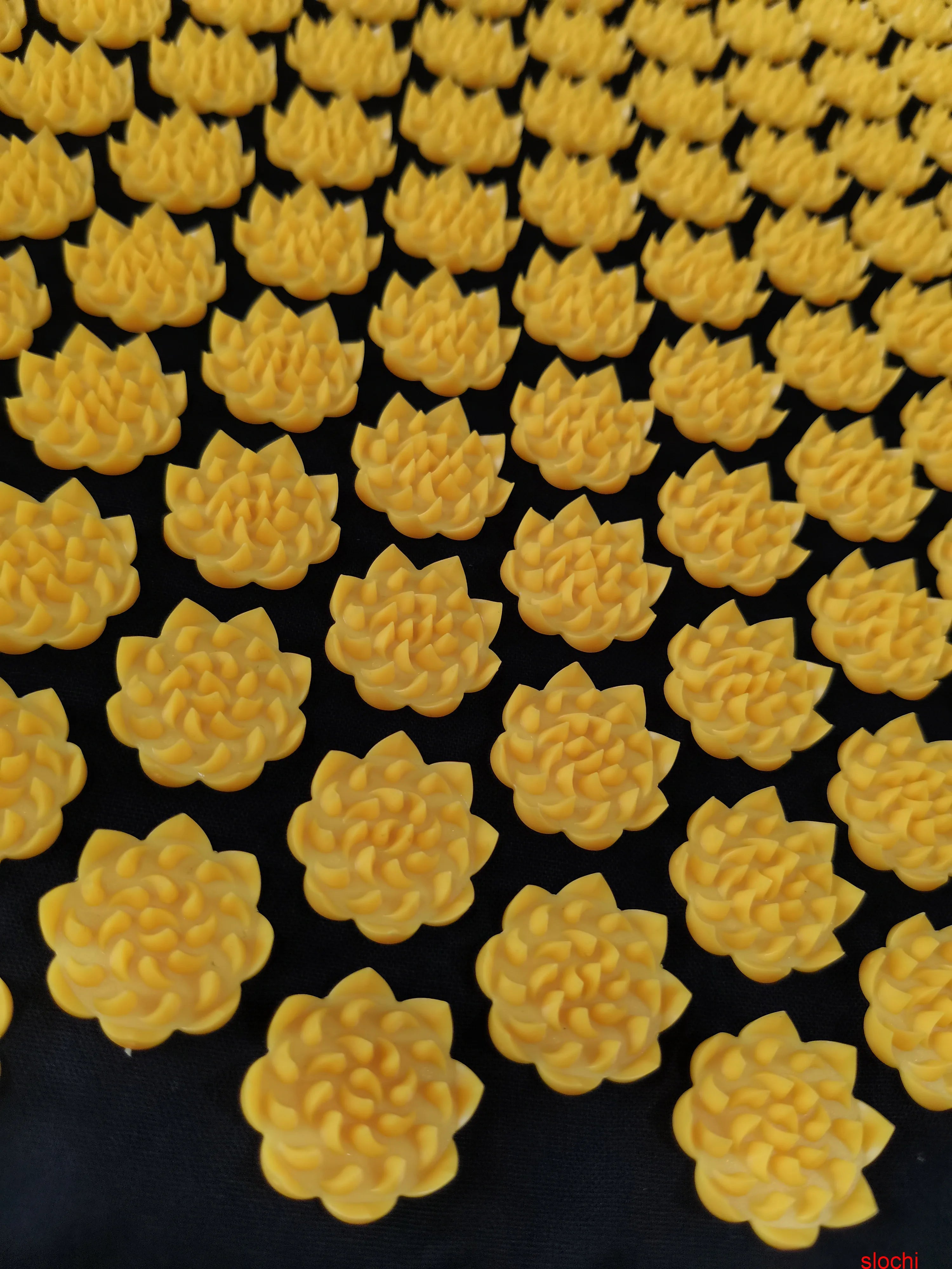 Acupressure Shakti Mat with Pillow – Spike Massage Mat for Back & Body Pain Relief, Yoga Relaxation (68×42×2 cm / 26.8×16.5×0.8 in)