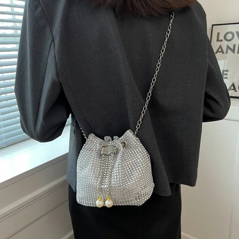 Large Capacity Joker Bucket Bag - Fashionable Women's Shoulder & Crossbody Handbag