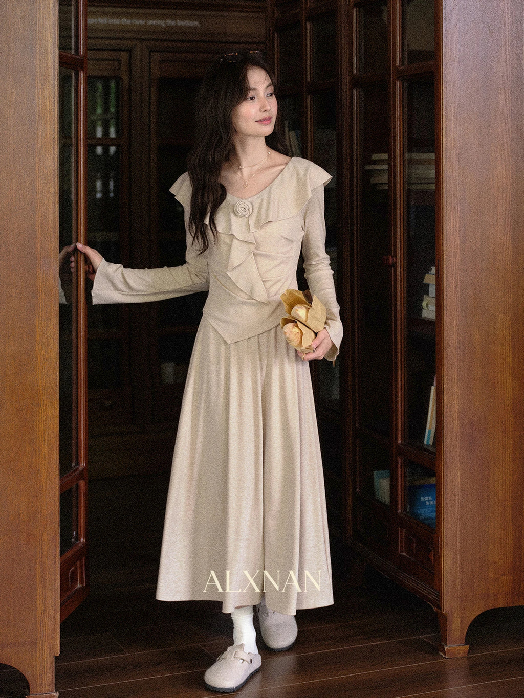 ALXNAN Oatmeal Ruffled V-Neck Knit Midi Dress - Women's Casual A-Line Layered Look