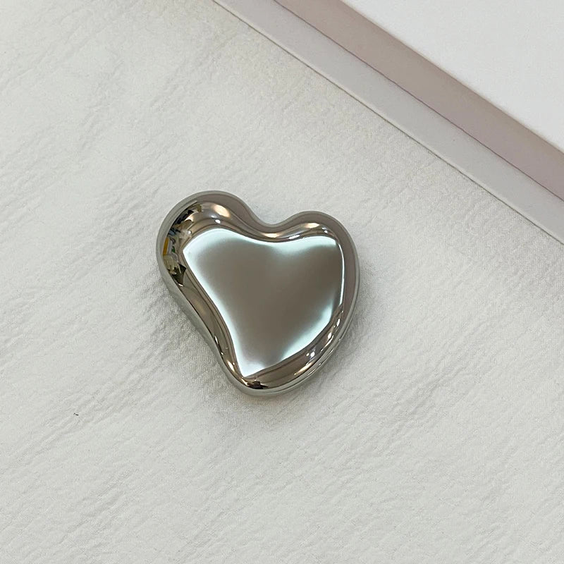 Heart Shaped Portable Makeup Mirror - Compact Rotating Handheld Metal Cosmetic Mirror for Girls & Students