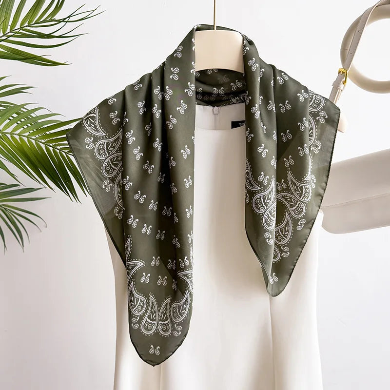 Green Cashew Print Square Scarf 68 x 68 cm (26.8 x 26.8 in) Lightweight Polyester Women's Spring Summer Headscarf Shawl