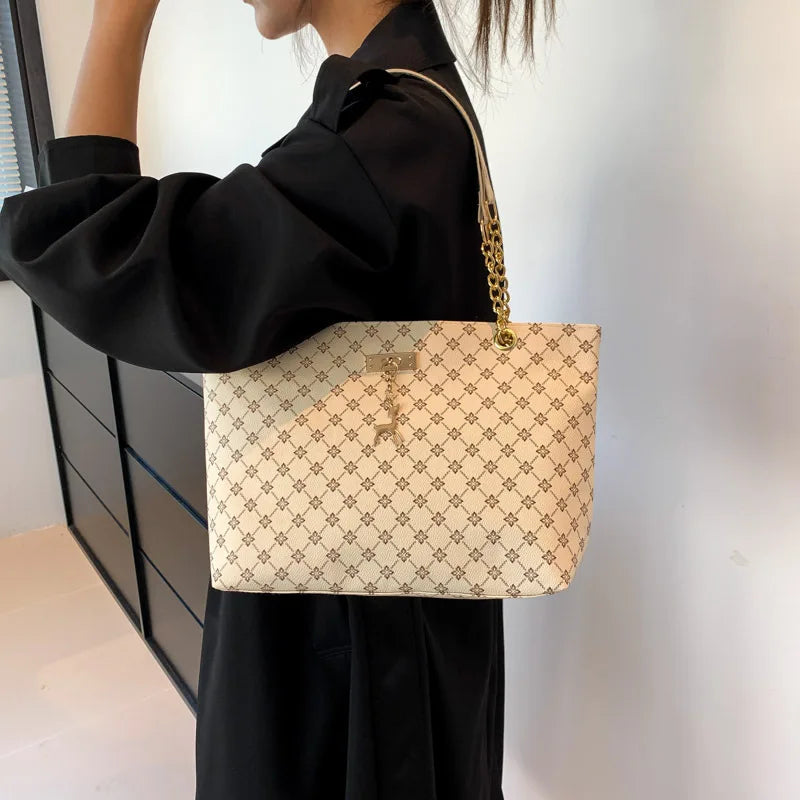 Textured Soft PU Leather Plaid Large Capacity Shoulder Tote Bag for Women with Tassel Accessory