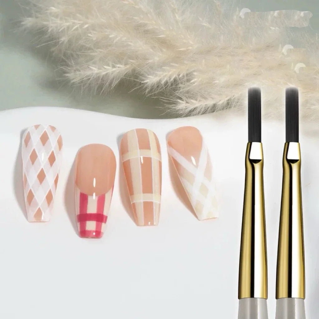 Plaid Nail Art Brush 0.5mm Fine Detail Brush for Tartan, Lines & Gel Acrylic Nails