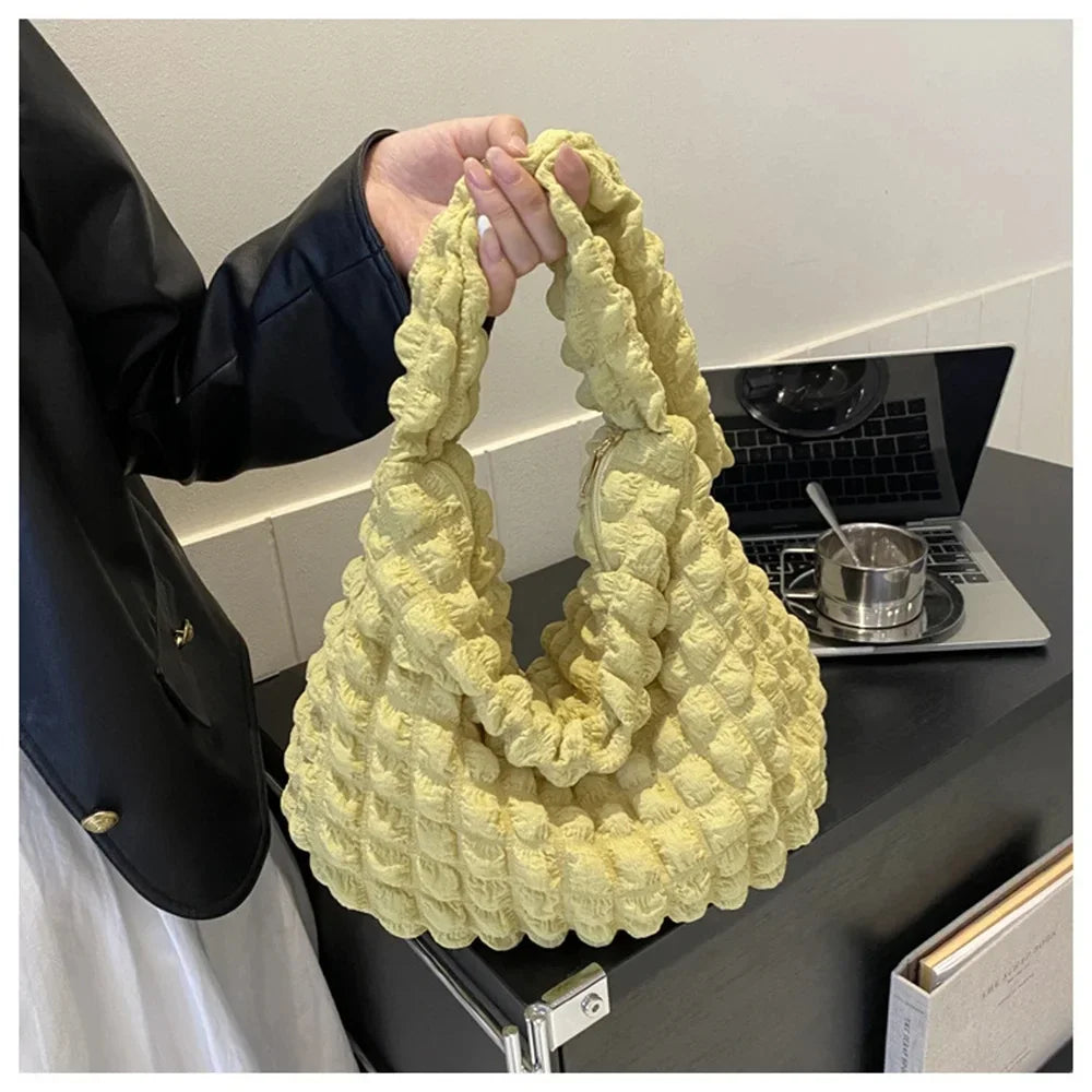 Quilted Pleated Crossbody Bag – Large Capacity Shoulder Tote for Women, 38 x 27 x 11 cm (15.0 x 10.6 x 4.3 in)