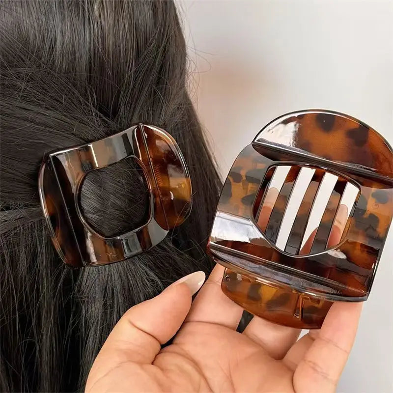 Korean Acetate Leopard Hair Clip – Spring Spoon Top Hair Claw for Women