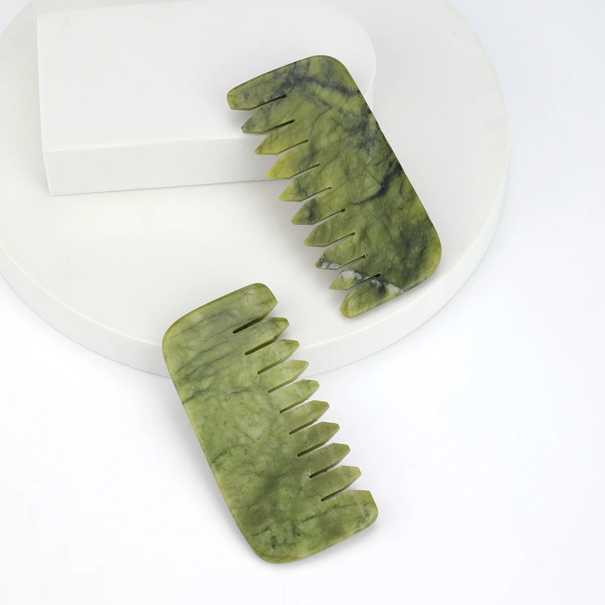 Natural Jade Massage Comb – Wide-Tooth Scalp & Face Gua Sha Tool for Meridian Therapy, Neck, Shoulder & Eye Massage