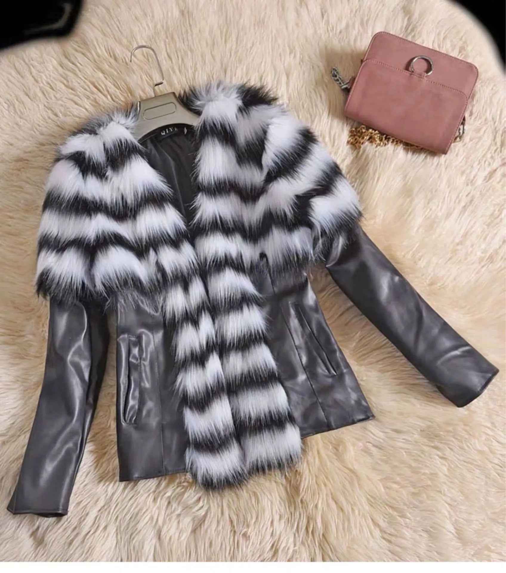 Women's PU Faux Leather Coat with Faux Raccoon Fur Trim Loose Streetwear Jacket Autumn Winter