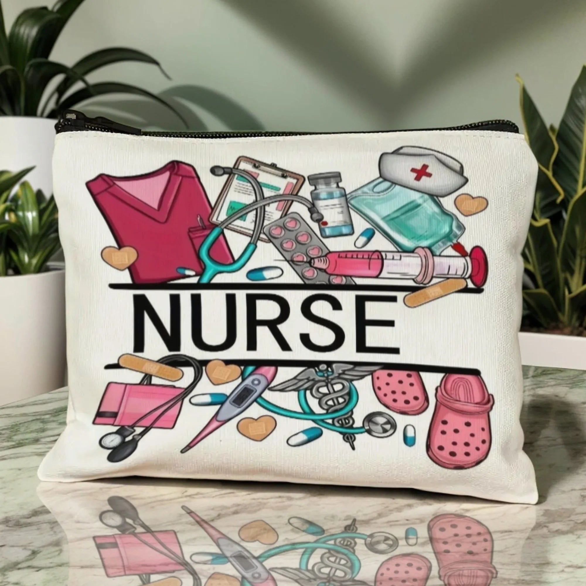 Medical Nurse Graffiti Makeup Bag – Women's Lightweight Polyester Zipper Cosmetic Pouch for Travel & Graduation Gifts