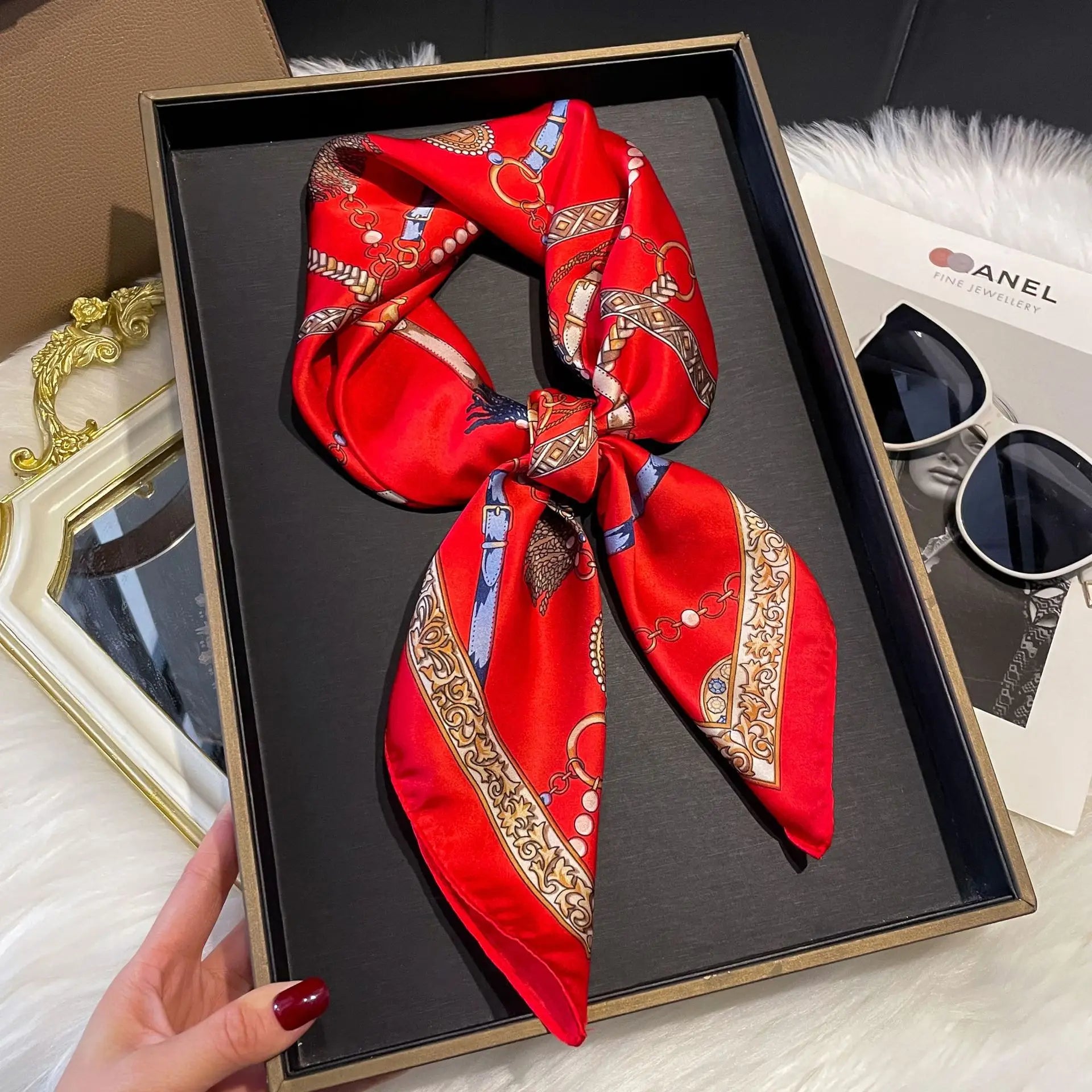 Luxury Horse Print Silk-Feel Square Scarf 70 x 70 cm (27.6 x 27.6 in) – Women's Neck, Hair, Foulard, Bandana