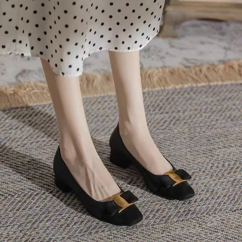 Korean-Style Women's Bow Mid-Heel Pumps - PU Leather Square Toe Block Heel (3-5 cm / 1.2-2 in)