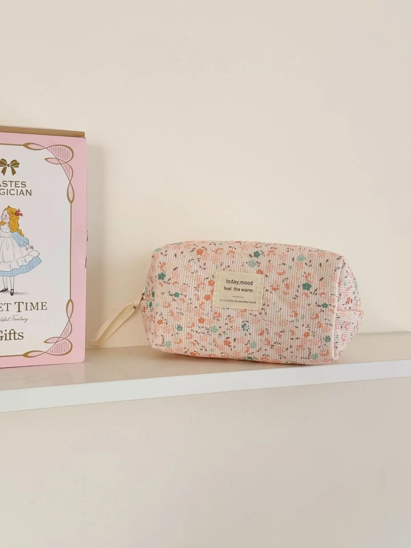 Vintage Corduroy Floral Makeup Bag - Retro Zipper Cosmetic Pouch Clutch for Women