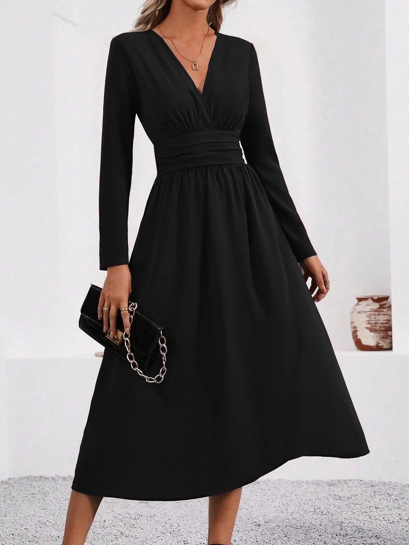 Women's Knit V-Neck Long Sleeve Midi Maxi Dress with Shirred Waist - Fall/Winter Solid Color