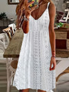 Plus Size Women's V-Neck Cutout Jacquard Spaghetti Strap Summer Dress - Solid Knee-Length (1XL-5XL)