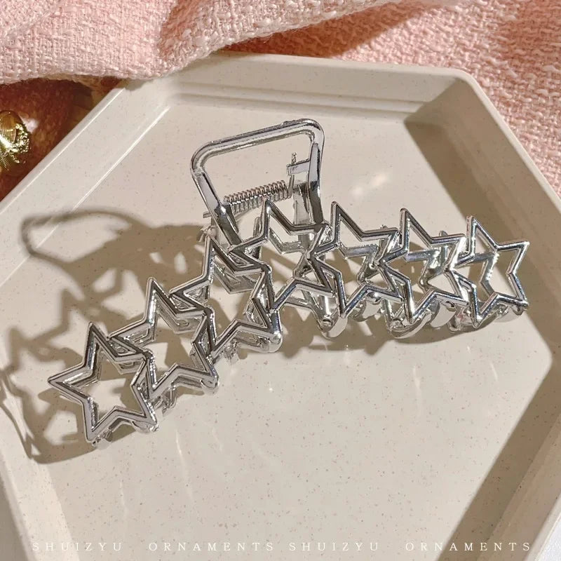 Heart Metal Hair Claw Clips for Women – Nonslip Alloy Crab Clamp, Gold Silver Black, 6.5 cm (2.6 in) – Korean Retro Fashion