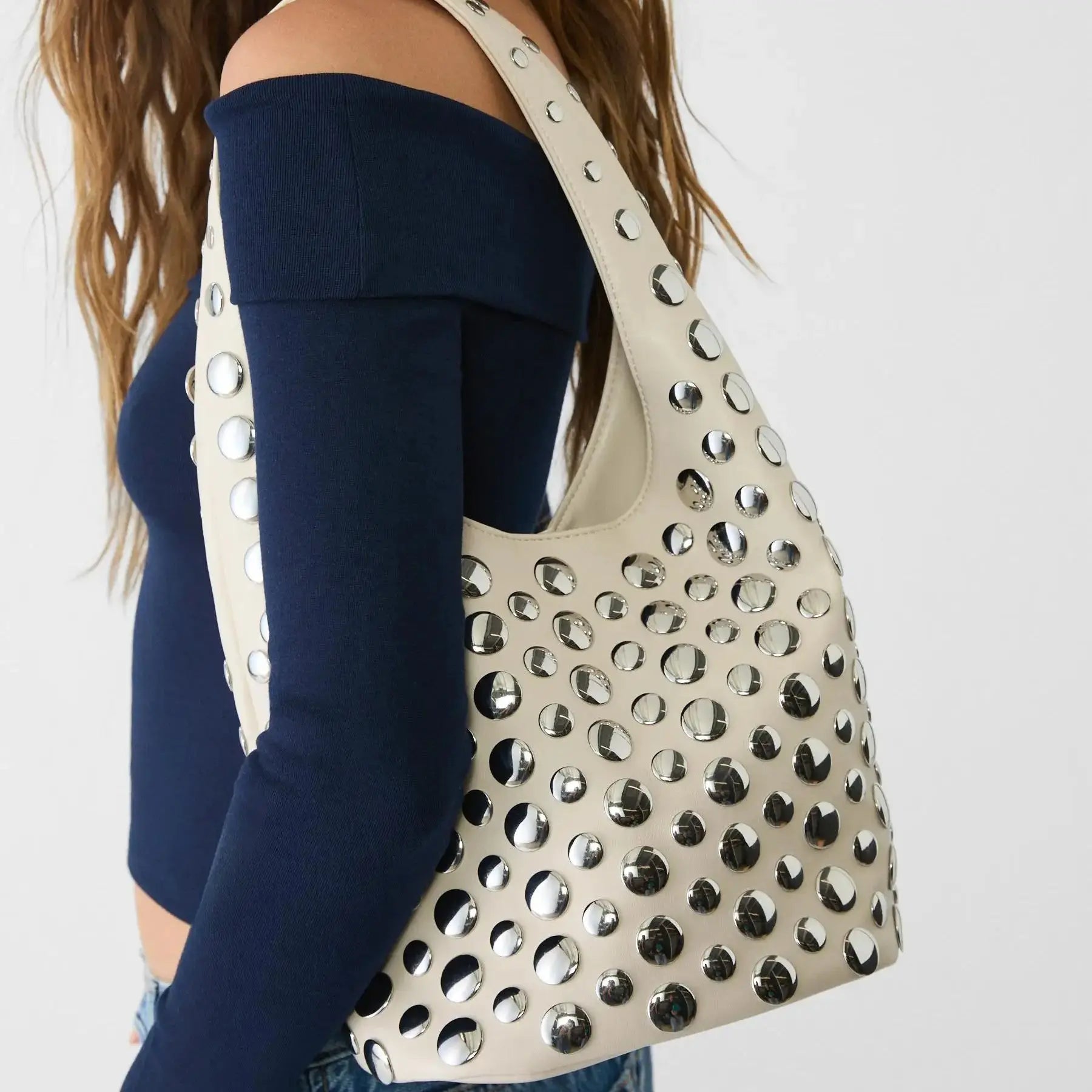 Punk Studded PU Bucket Bag – Rivet Embellished Large Capacity Shoulder Bag for Women