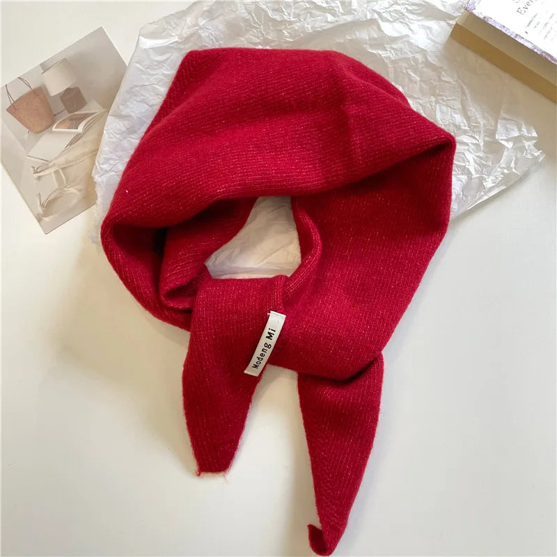 Women’s Korean-Style Triangle Knit Wool-Blend Scarf Shawl, Warm Winter Neck Wrap — 80–120 cm (31–47 in)