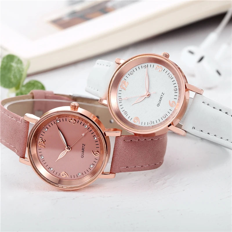 Women's 35mm Arabic Dial Leather Strap Watch - Casual Analog Quartz