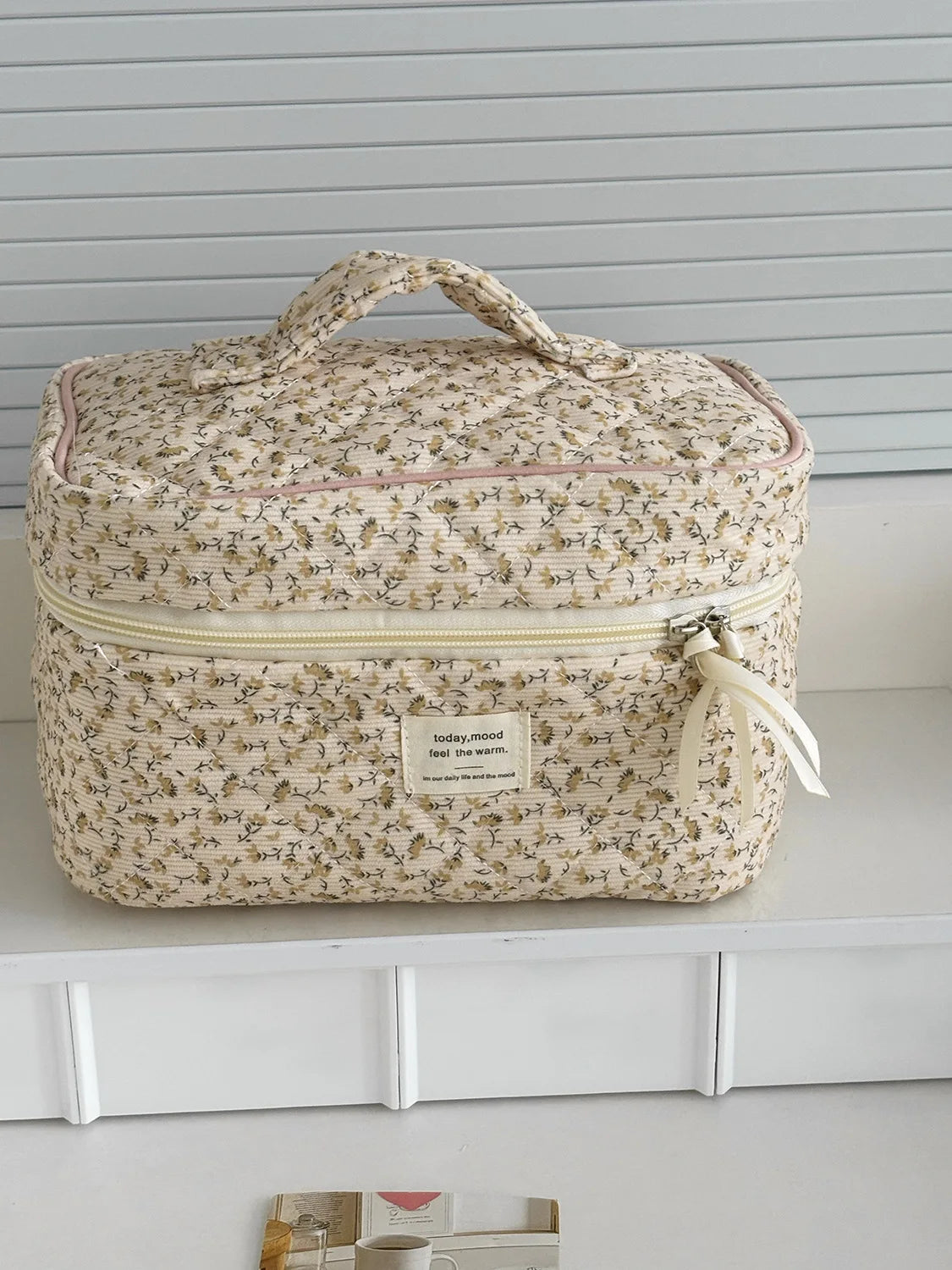 Vintage Corduroy Floral Makeup Bag - Retro Zipper Cosmetic Pouch Clutch for Women