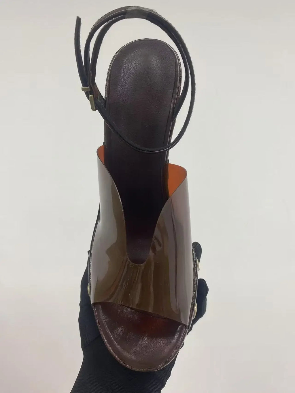 Women's Woodgrain Chunky Sandals – Square Block Heel 14 cm (5.5 in), Waterproof, Rivet & Rhinestone Accents, Metal Buckle