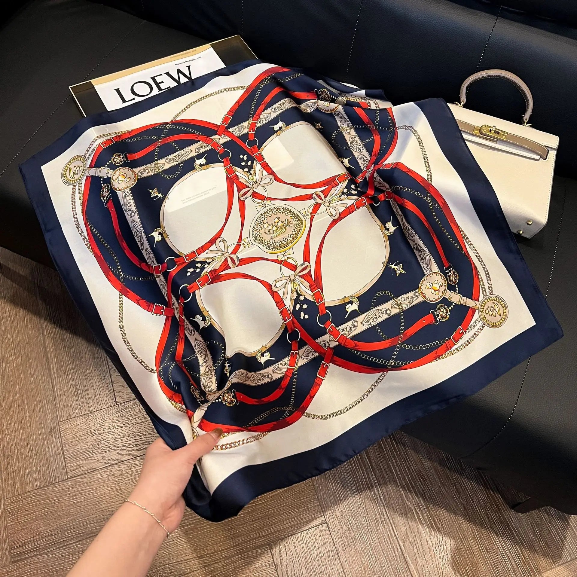 Luxury Square Silk-Feel Scarf 70 x 70 cm (27.6 x 27.6 in) Korean Fashion Floral Bandana Kerchief Wrap