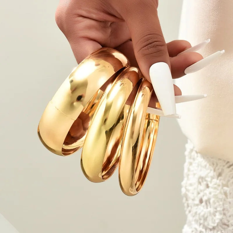 3-Pack Stainless Steel Round Smooth Bangles for Women & Men - Minimalist Gold-Tone Charm Bracelets, Couple Fashion Jewelry Gift